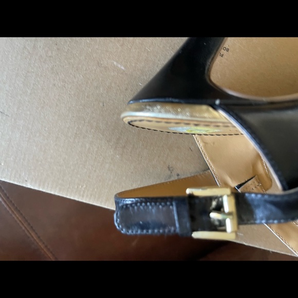 Black and gold sexy sling back stilettos size 9 - Picture 6 of 7